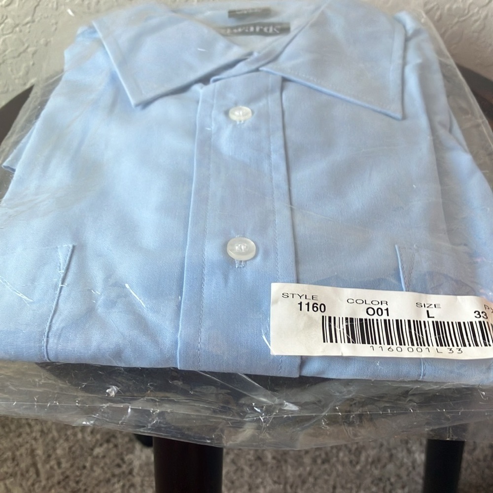Edwards: Light Blue Long Sleeve Buttom down shirt- L (neck 16-16.5) - Picture 11 of 16